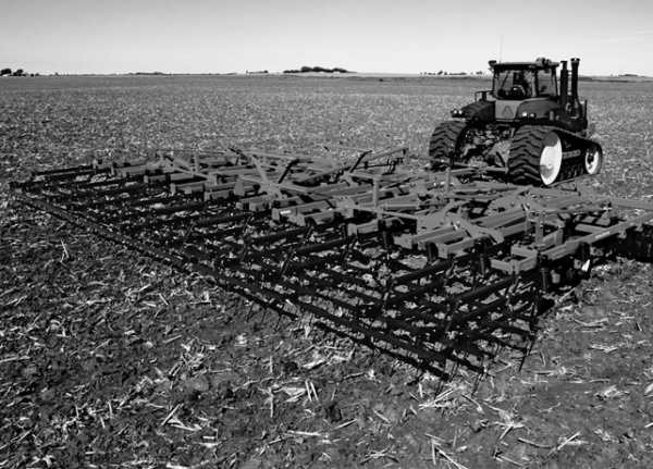 John-Deere-Tillage-Service
