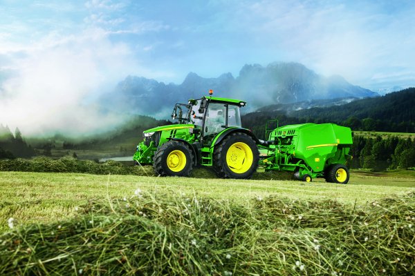 John-Deere-450-Round-Baler