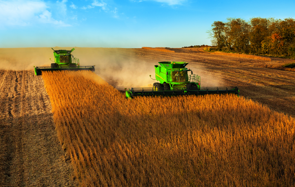 John Deere Combine Lease John Deere Financial Illinois Indiana Iowa Missouri Michigan Minnesota Wisconsin 