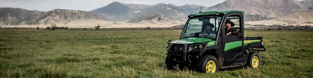 John Deere Signature Series Gator