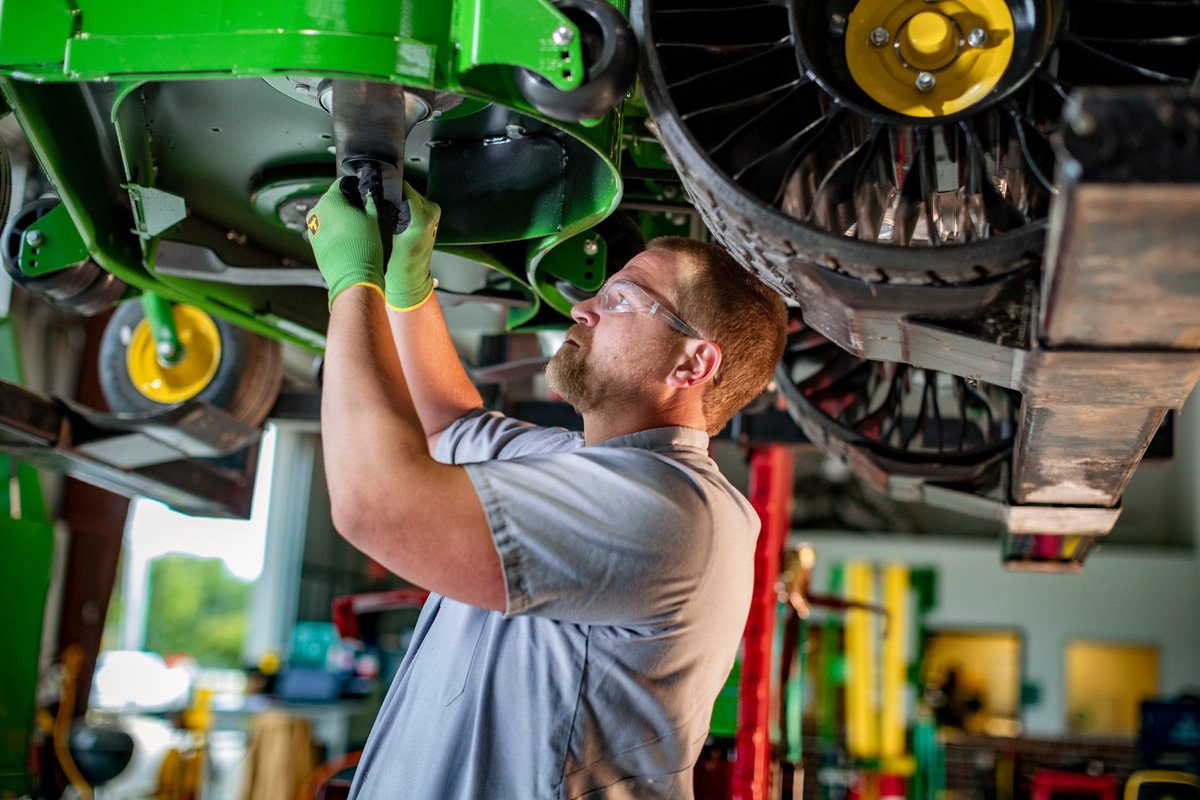 John Deere Service Repair Minier Illinois