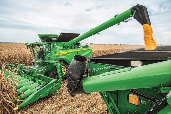 John Deere Combine | Grain Harvest Weight Sharing