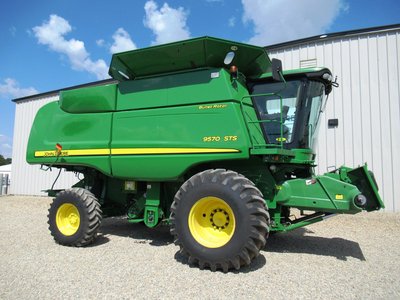 John Deere 9570S Combine for Sale Illinois